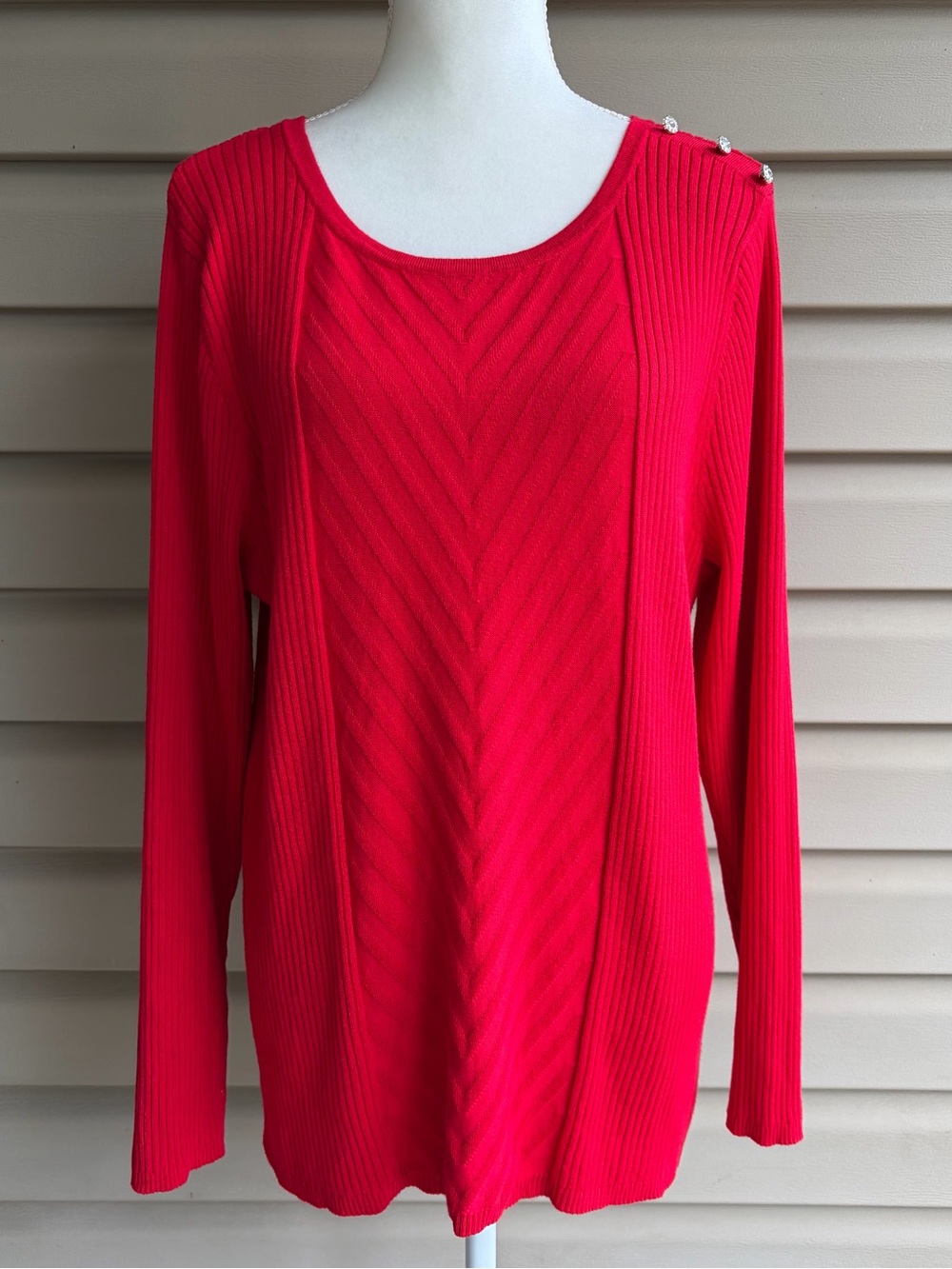 •Liz Claiborne• Red Ribbed Knit Shoulder Buttons Sweater - Size 0X
